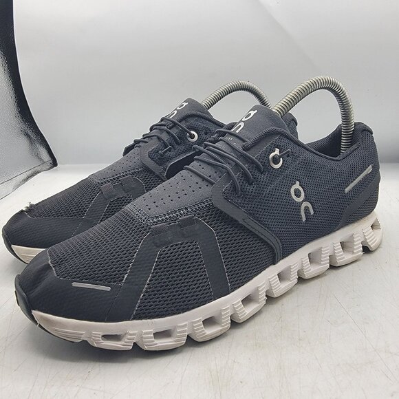 On Cloud 5 Womens 8 Black Running Shoes Athletic Causal Comfort Lightweight - Picture 3 of 14